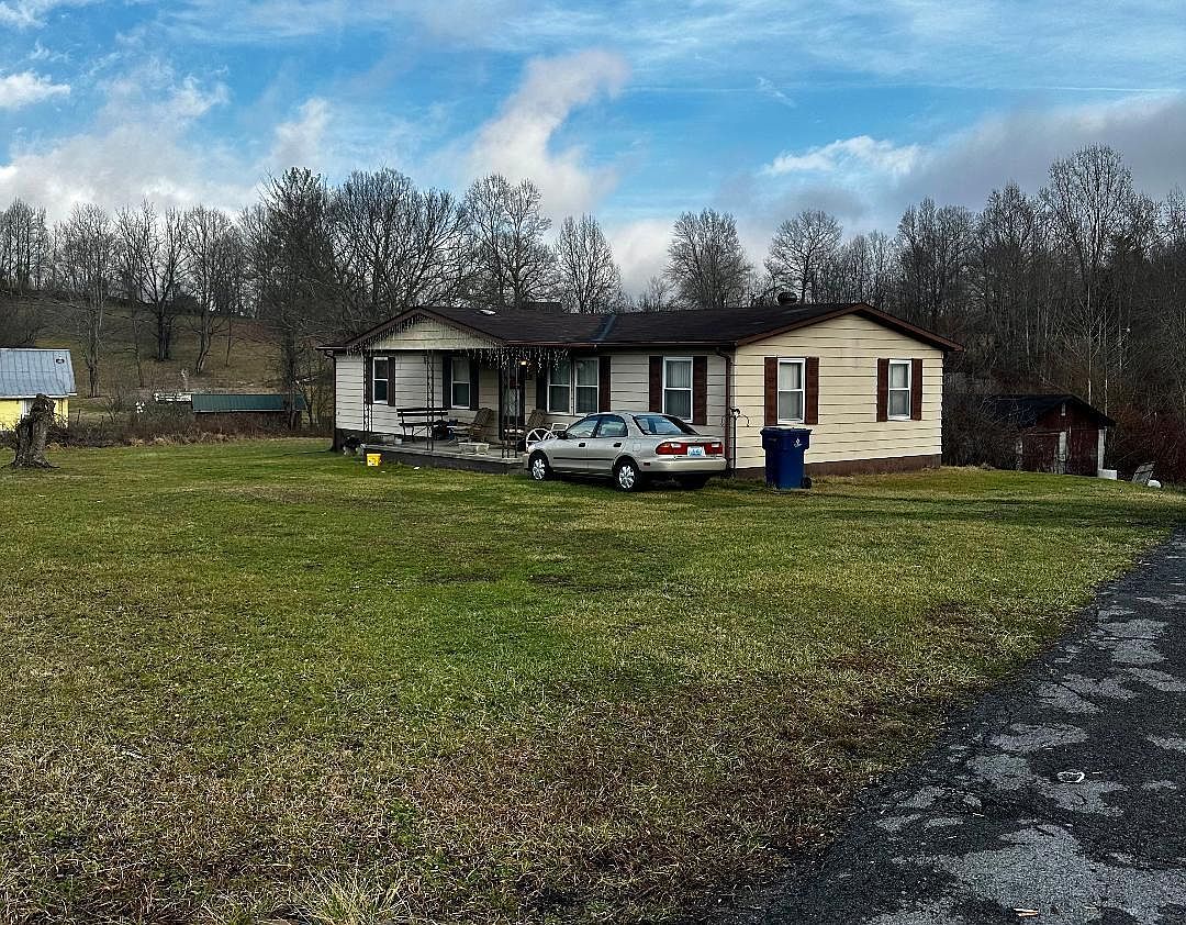 525 S 35th St, Middlesboro, KY 40965 Zillow