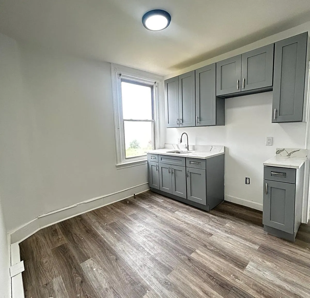 2 bed, 800 sqft, $1,175 — Photo 1