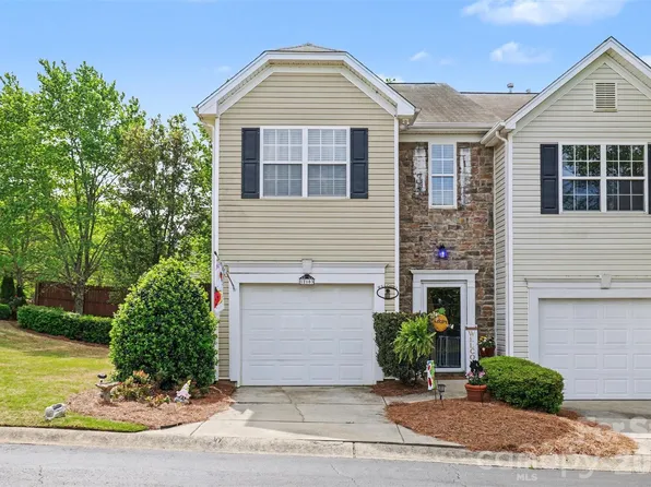 2103 Midnight Blue Ln, Fort Mill, SC 29708