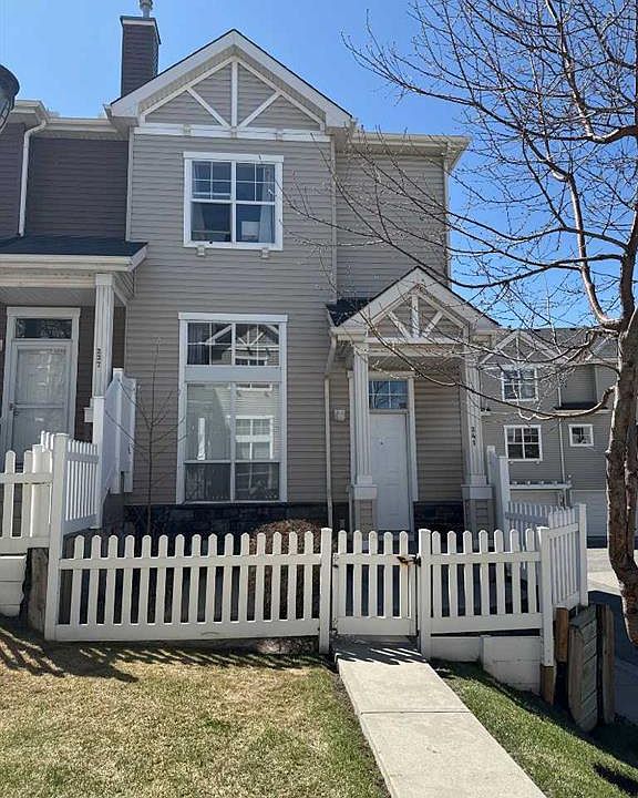 1st image of 241 NE Elgin Gdns SE