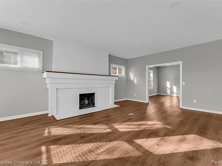 2508 Clairmount St — Photo 5