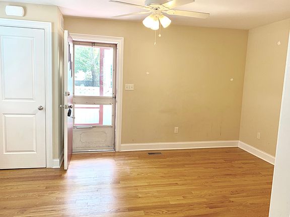 5th image of 35 Lathrop Ave APT 3
