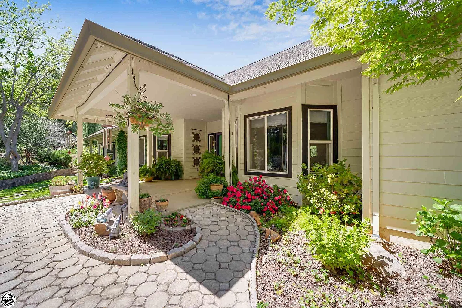 19070 Canaan Ct photo 1