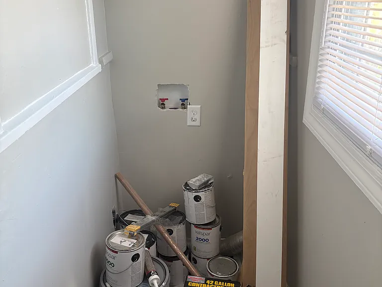 1086 Whalley Ave #1F — Photo 12