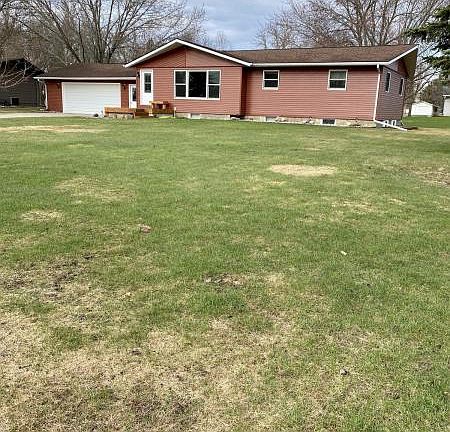 3rd image of 104 Stephen Dr SE