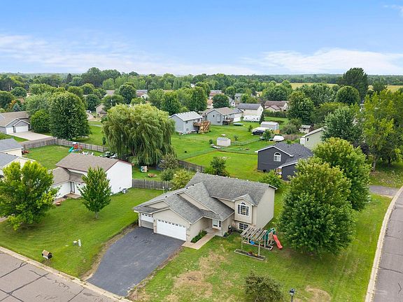 3rd image of 2033 Joes Lake Rd SE