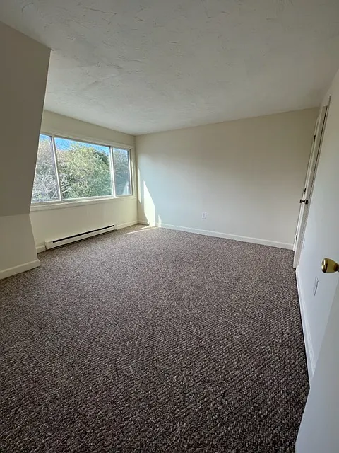 2 bed, 1.5 bath, 1100 sqft, $2,325 — Photo 3