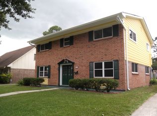 2227 Easter Ln, New Orleans, LA 70114