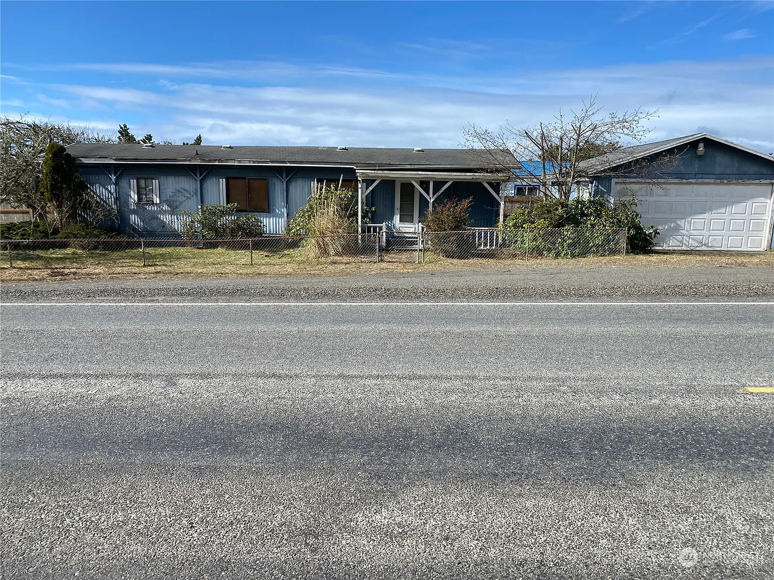 814 Oysterville Road photo 1