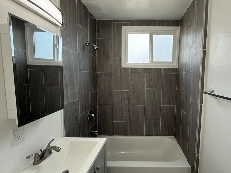 7339 Woodman Ave #1 — Photo 11