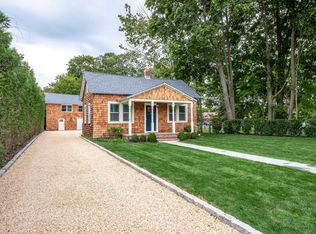 247 Elm St, Southampton, NY 11968