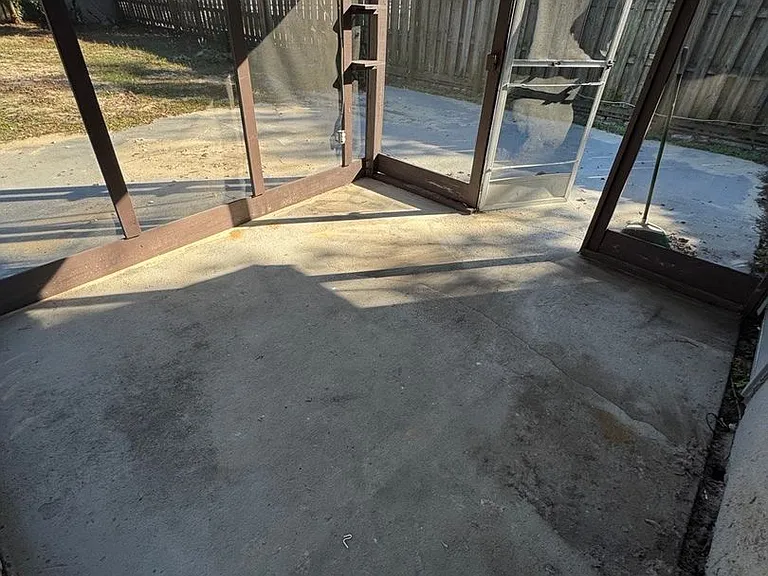 1035 N Davis Ave — Photo 11