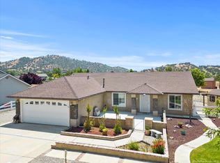 28141 Braeburn Pl, Tehachapi, CA 93561