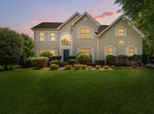 12 Matross Ln, Sharon, MA 02067