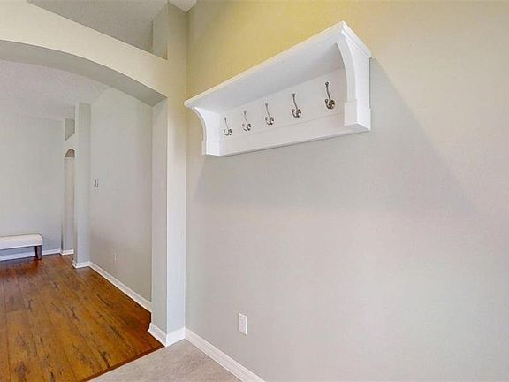 5th image of 9170 SE 168TH COOK PLACE