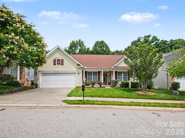 834 Platinum Dr, Fort Mill, SC 29708