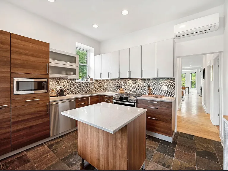 714 W Webster Ave #3E — Photo 5