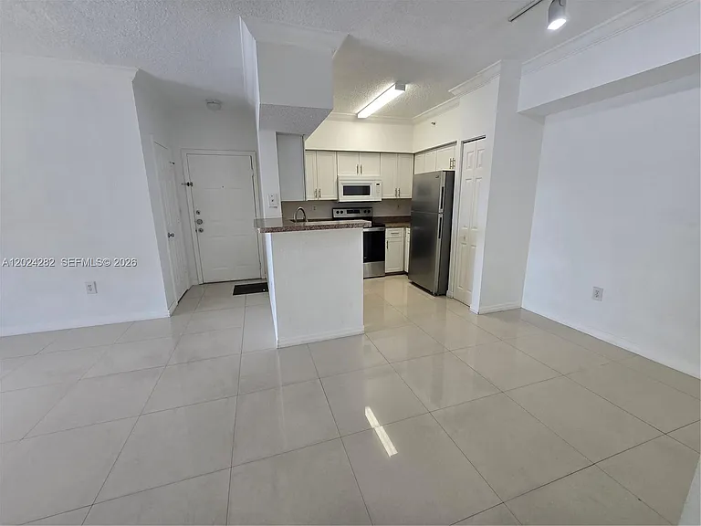 220 SW 116th Ave #15203 — Photo 5