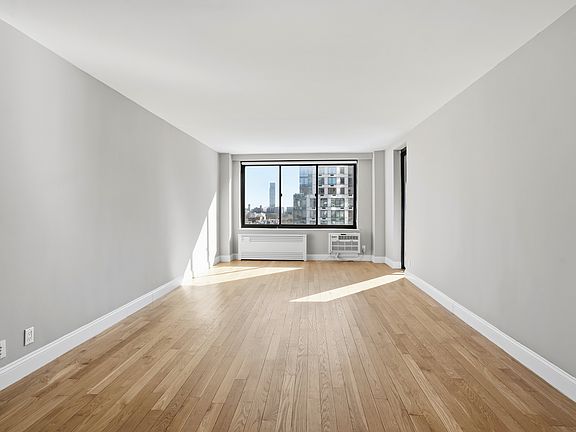 2nd image of 792 Columbus Ave APT 12R