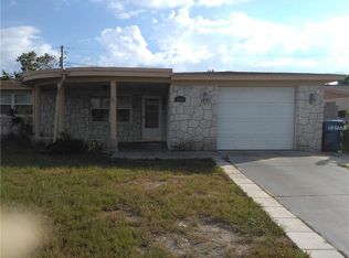 3916 Cedarwood Dr, Holiday, FL 34691