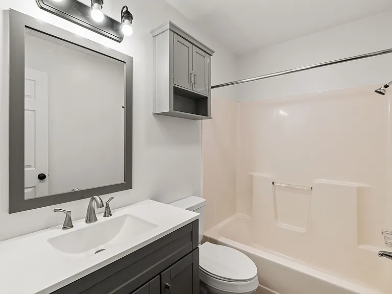 44 Griffith Rd #2 — Photo 13