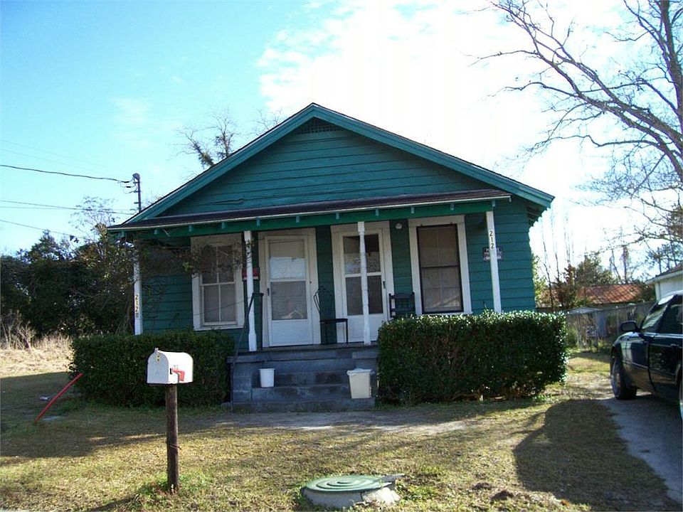 1st image of 212 3rd St NW