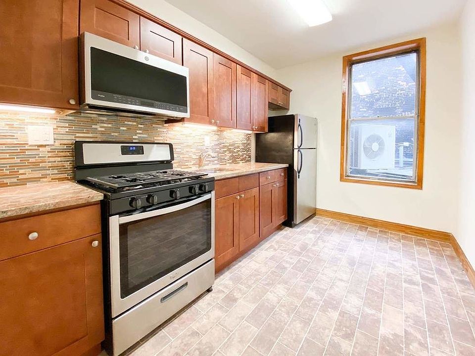 1st image of 757 Nostrand Ave #2R