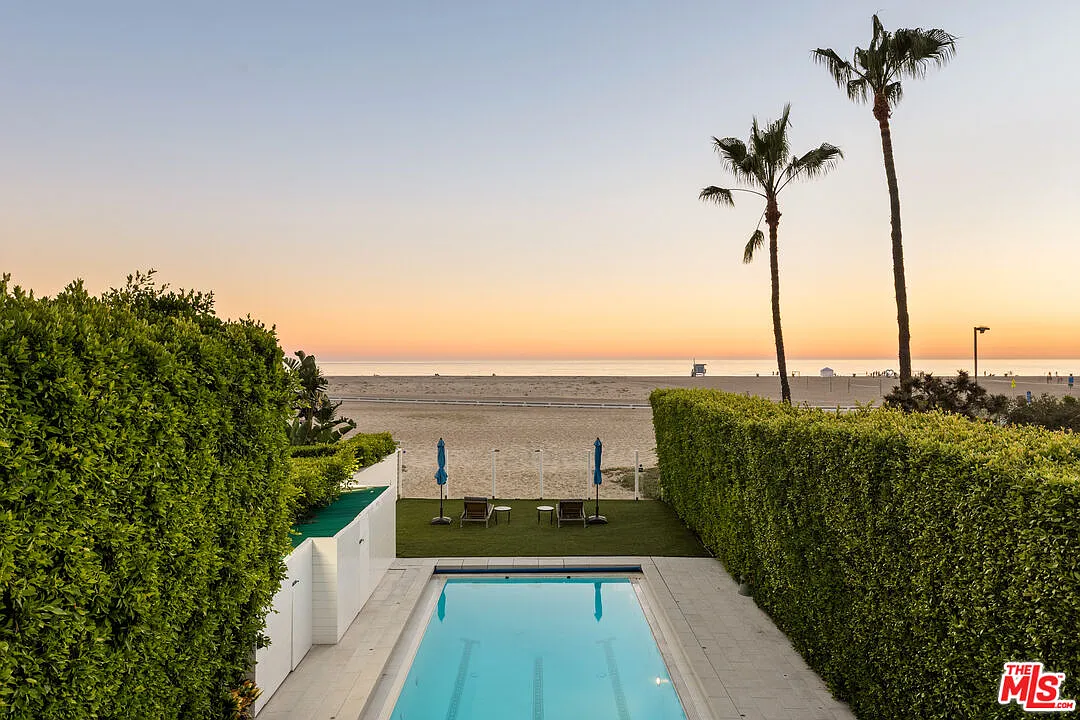 6 bed, 5.0 bath, 3414 sqft, $45,000 — Photo 2