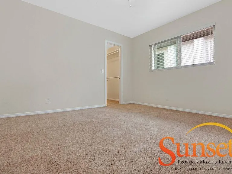 4519 Campus Ave #6 — Photo 5