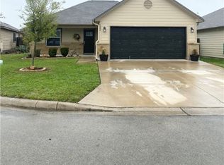 1306 Fern Ct, Gonzales, TX 78629