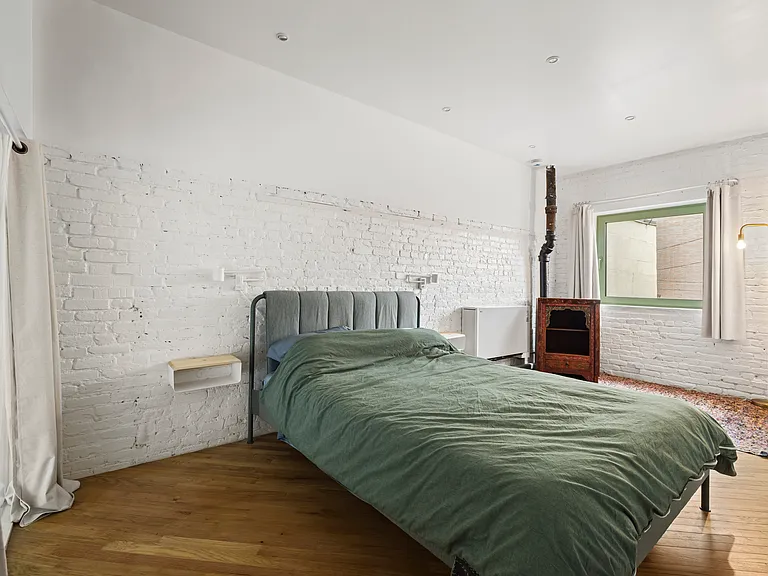 147 Metropolitan Ave #2 — Photo 21