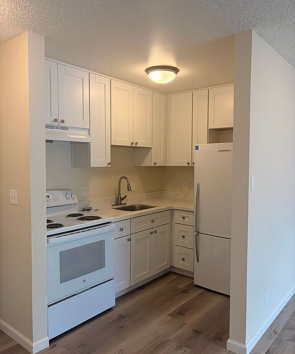 1st image of 33 Atlas Ave APT 11