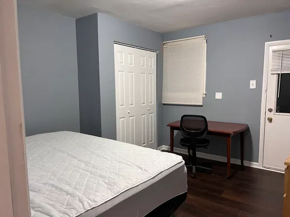 2828 Saint Paul St APT 1R, Baltimore, MD 21218