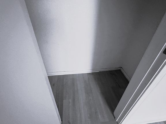 5th image of 1102 Circle M Dr APT C
