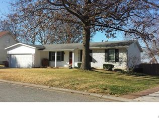 57 Dogwood Ln, Saint Peters, MO 63376