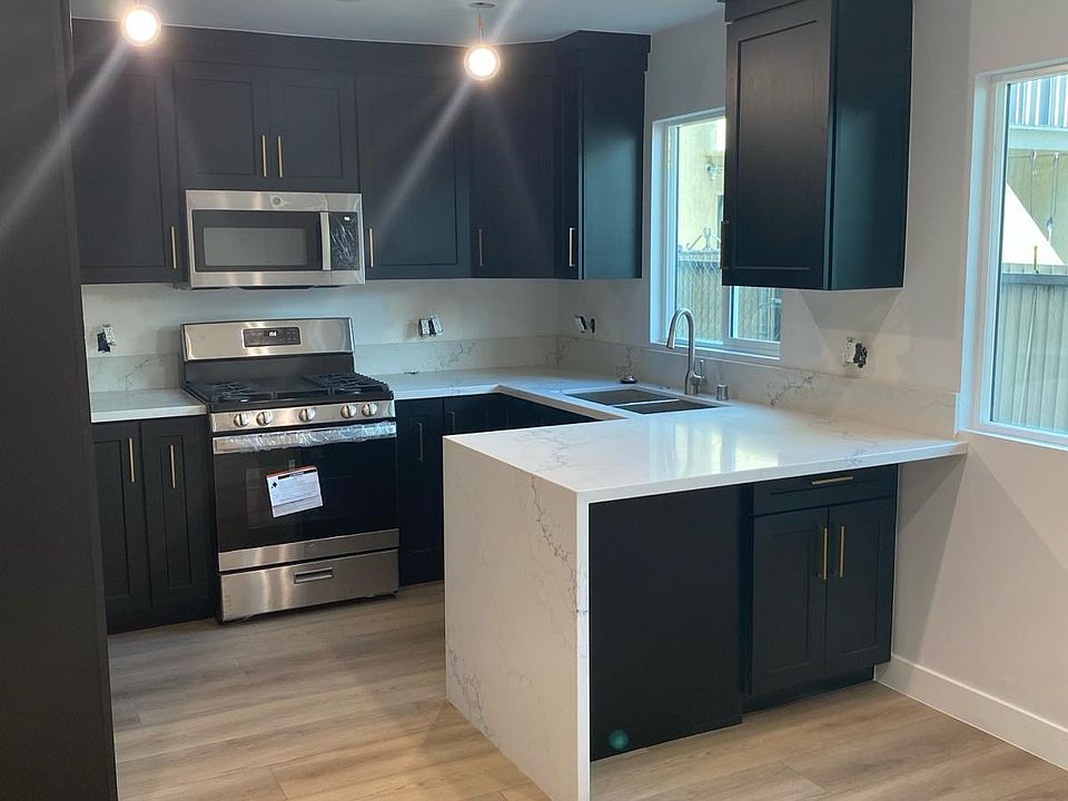 1st image of 1466 S Canfield Ave APT 2