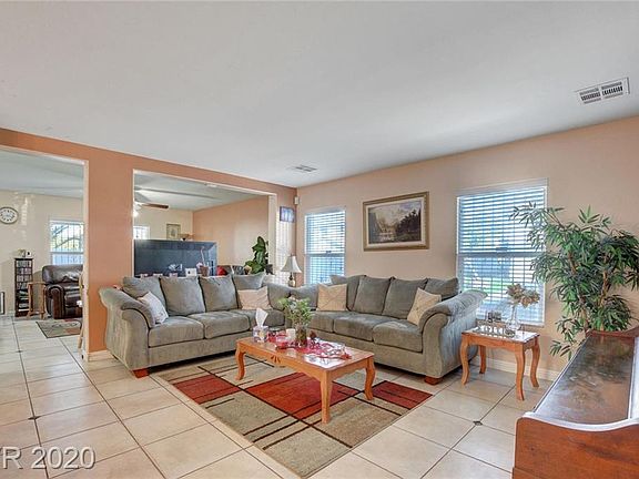 4th image of 4086 Spruce Fern Ln