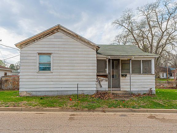 2nd image of 405 5th St