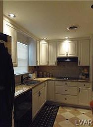 2nd image of 1628 Elliott Ave