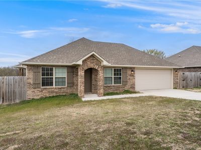 705 Saddlebrook St, Gentry, AR, 72734