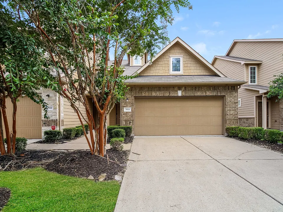 3914 Calgary Cir
