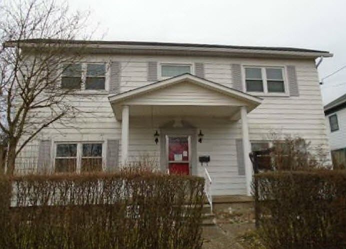 1st image of 1313 N River Ave