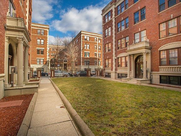 5th image of 16 19a Forest St #19A21