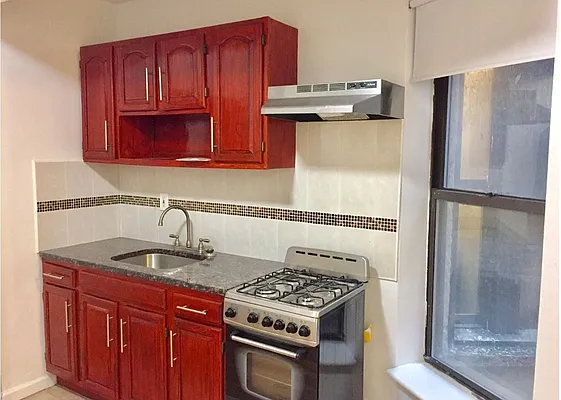 Rented by Luxury Property Group | media 1