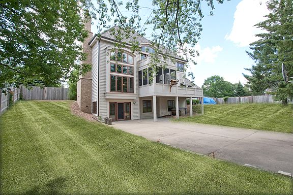 1st image of 10567 Parker Dr