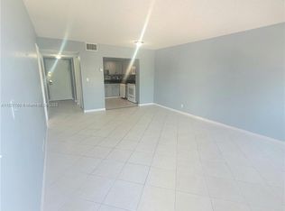 2025 NE 164th St APT 202, North Miami Beach, FL 33162