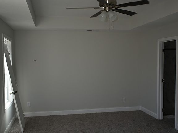 4th image of 78 Chestnut Dr
