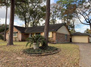 600 N Rivershire Dr, Conroe, TX 77304