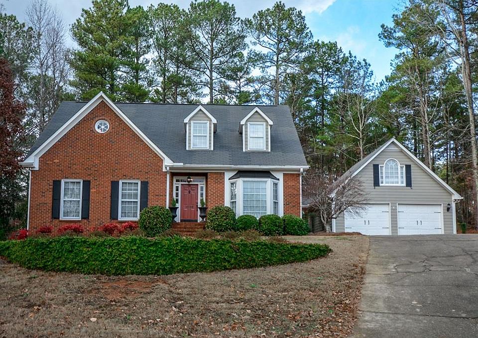 1st image of 1096 Equestrian Dr NW