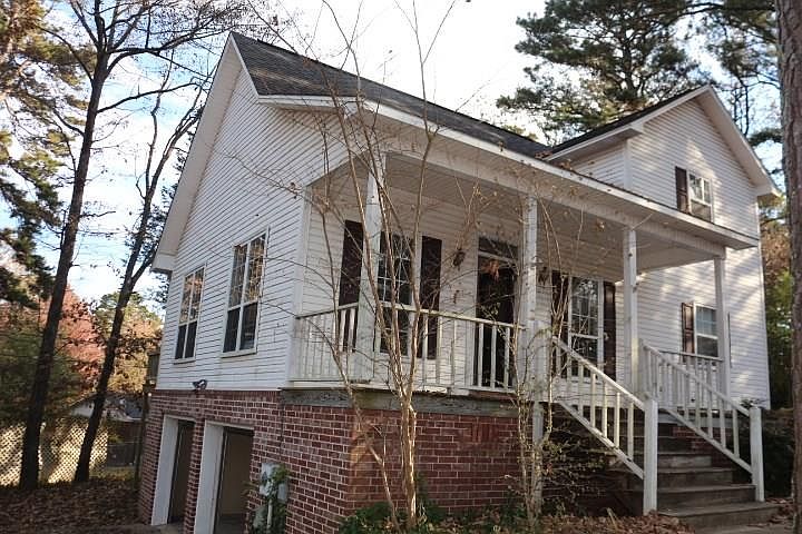 1st image of 3 Red Oak Ct